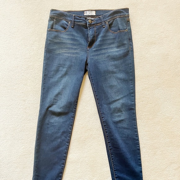 Free People Dark Denim Mid-Rise Jeans - Picture 1 of 4